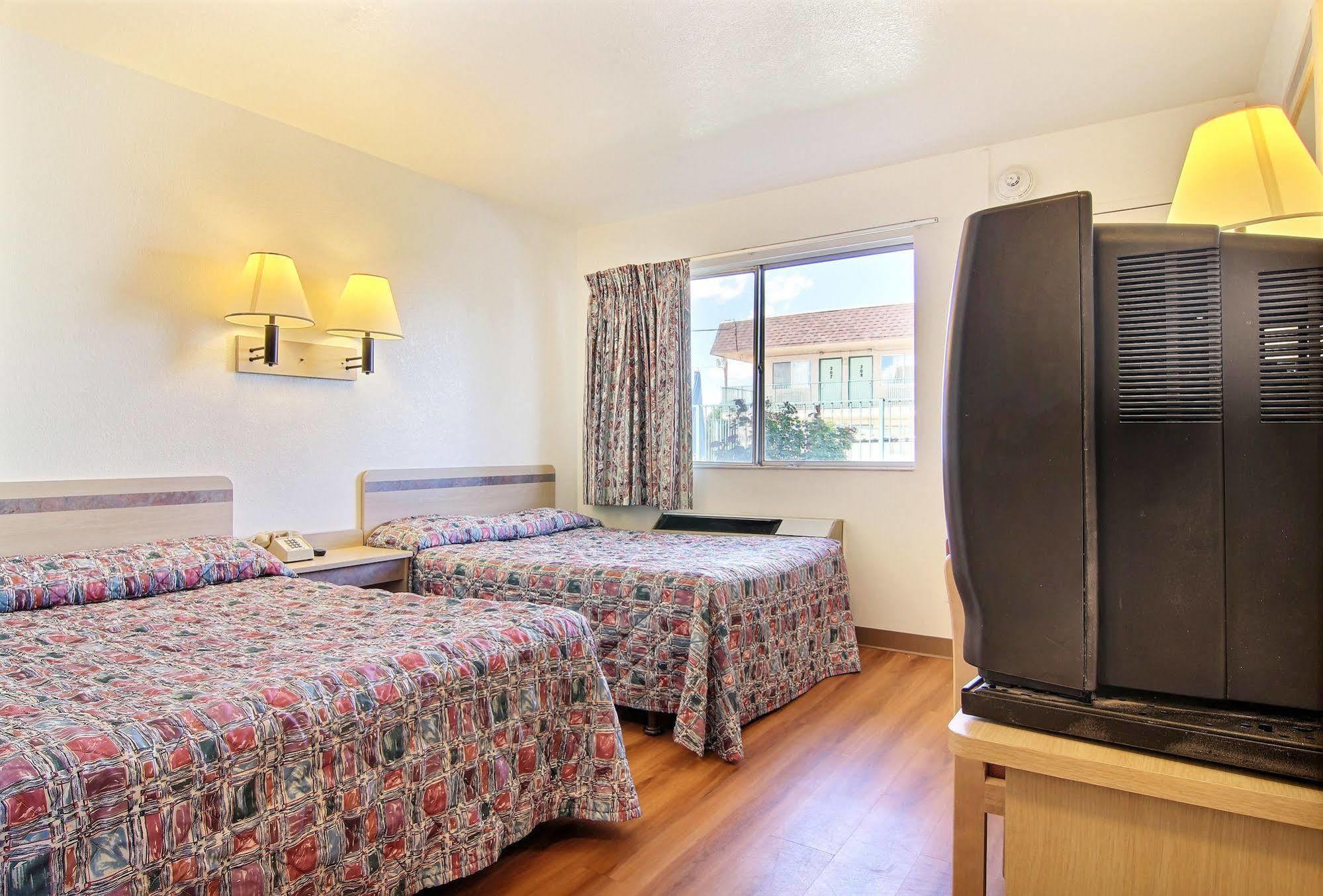 Motel 6-Eureka, Ca Redwood Coast المظهر الخارجي الصورة